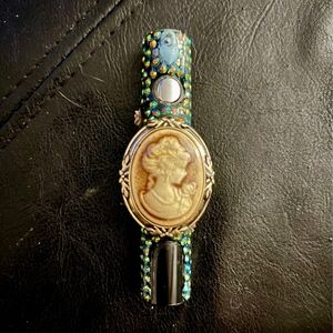 blue cameo 🍃 wand